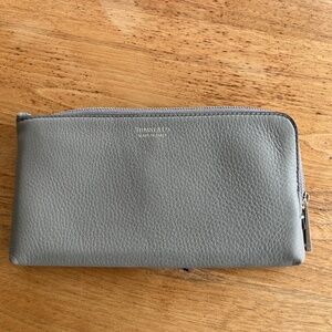 Tiffany & Co.  Grey Leather Zip Around Continental Wallet in Excellent Condition